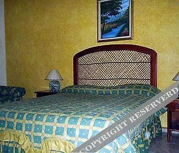 Hotel Duque De Wellington Santo Domingo 3*,